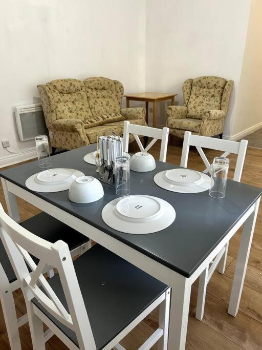 Leicester Spacious Flat With Free Parking Eksteriør bilde